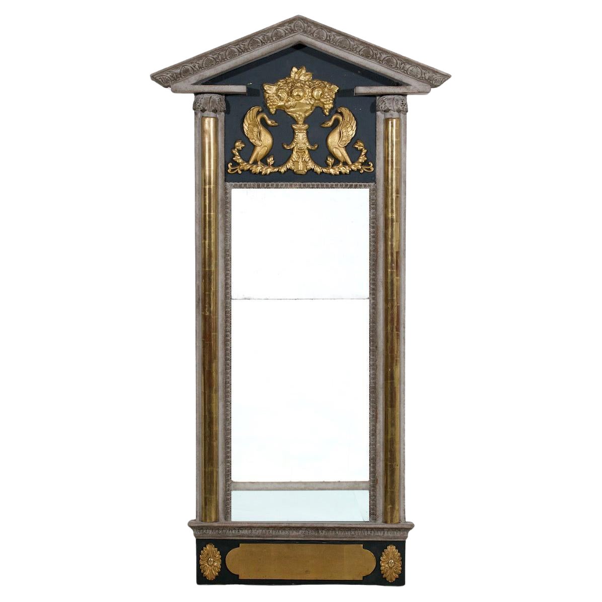 Very fine Swedish painted and original gilded mirror, circa 1805.