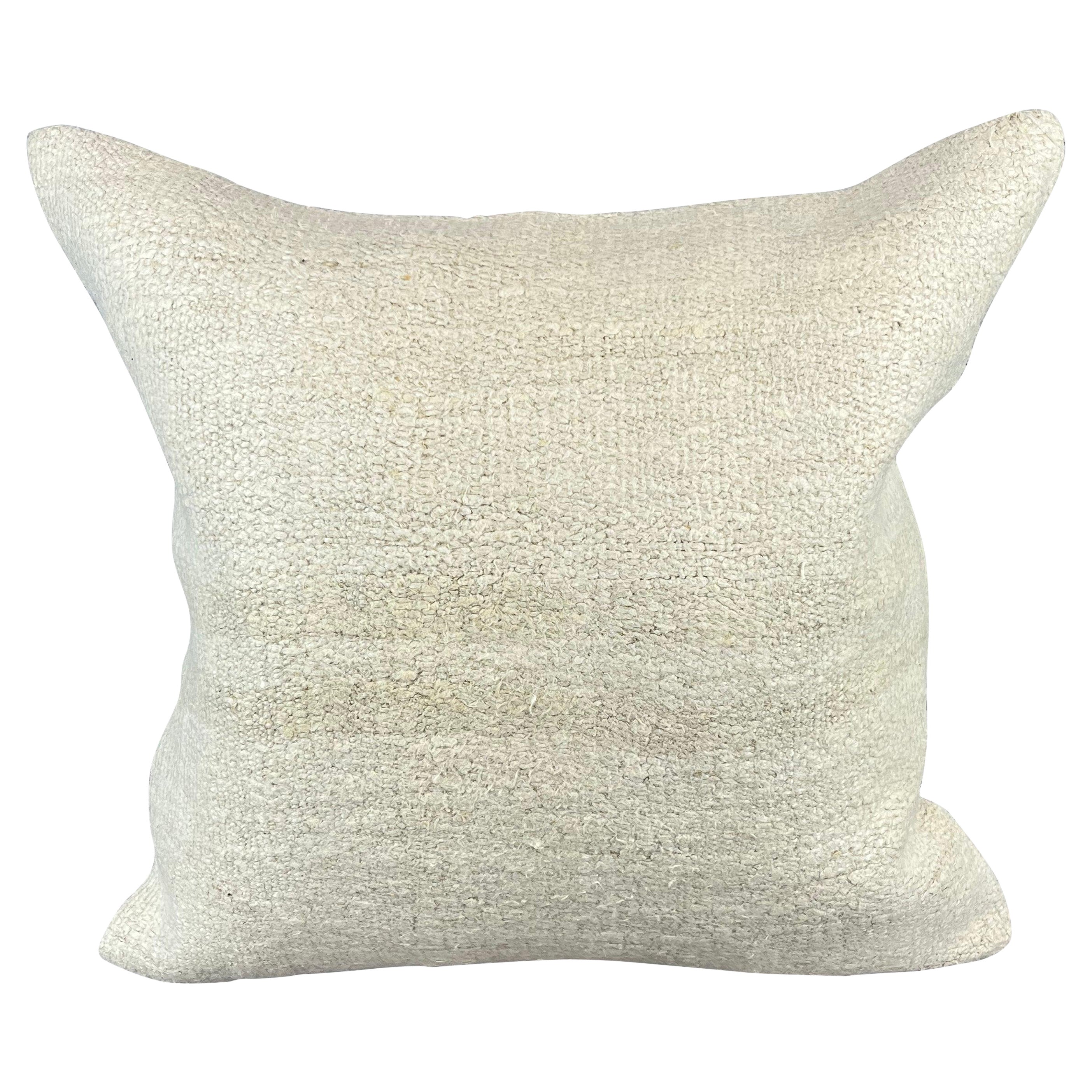 20 x 20 Zoll Türkisches Kissen mit natürlichem grauweißem Kissen-Kissenbezug mit Saum #6560 im Angebot