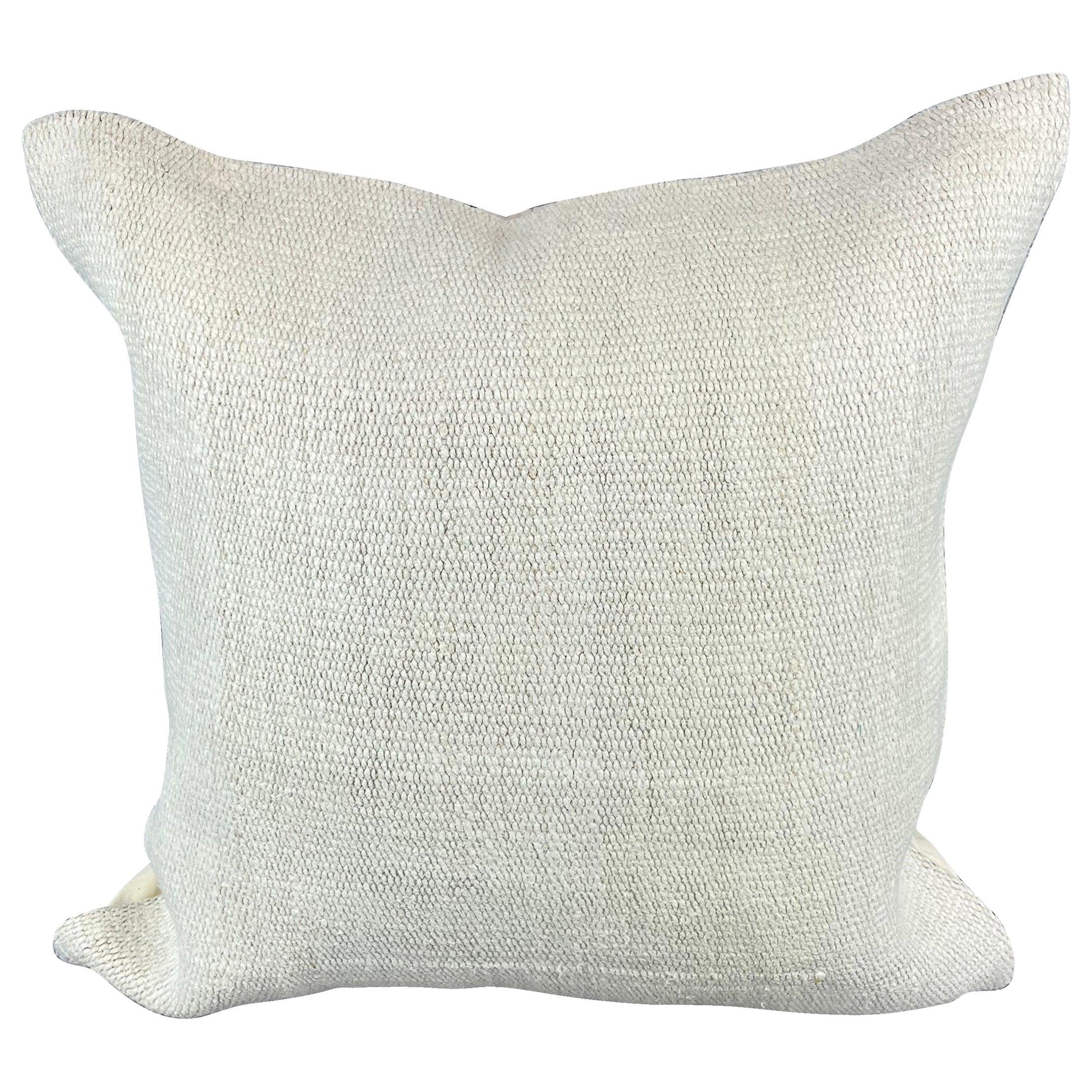 20 x 20 Zoll Türkisches Kissen mit natürlichem grauweißem Kissen-Kissenbezug mit Saum #6547 im Angebot