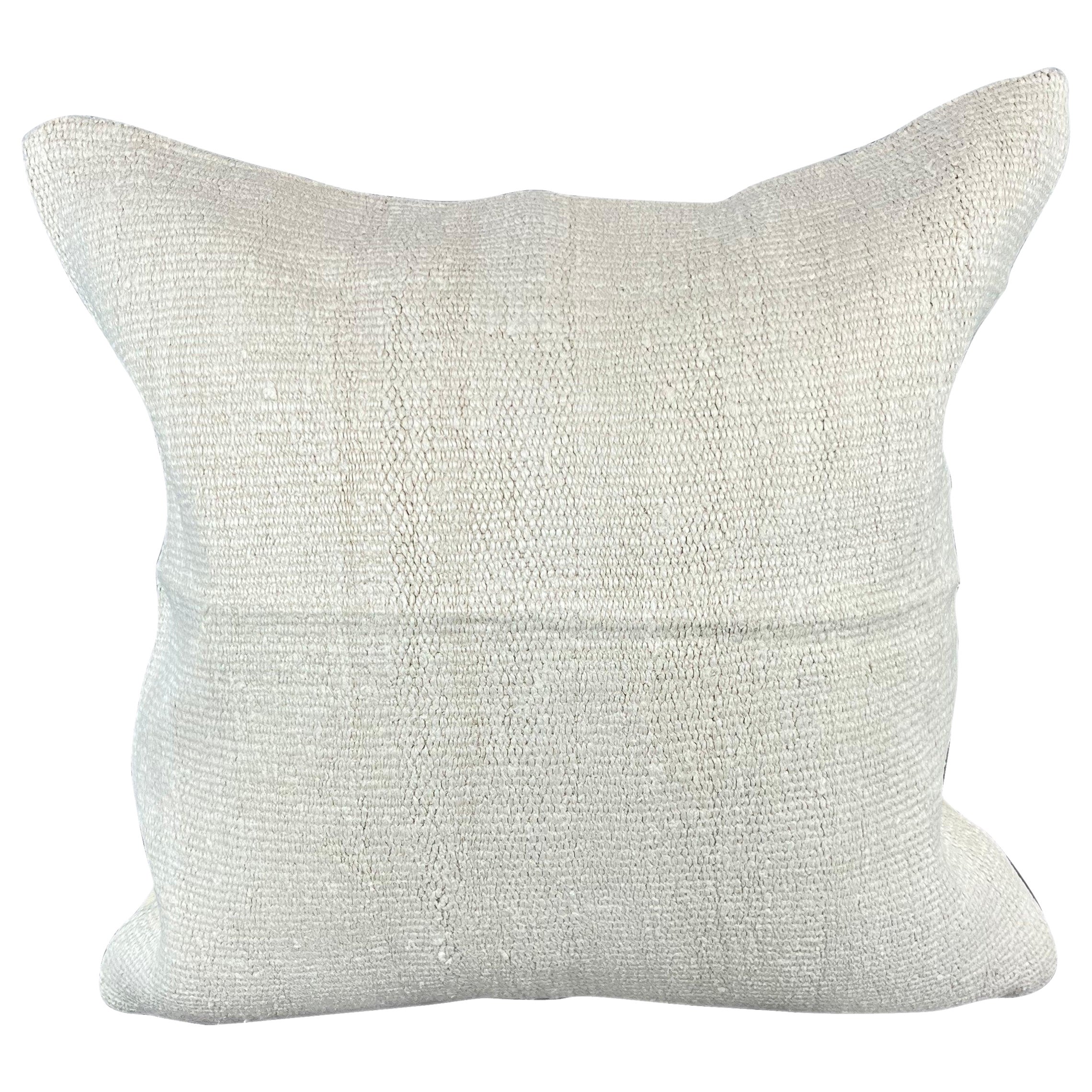 20 x 20 Zoll Türkisches Kissen mit natürlichem grauweißem Kissen-Kissenbezug mit Saum #6536 im Angebot