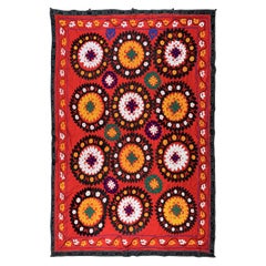 Colcha Suzani Bordada en Seda, Colgante Vintage, Tapiz Rojo