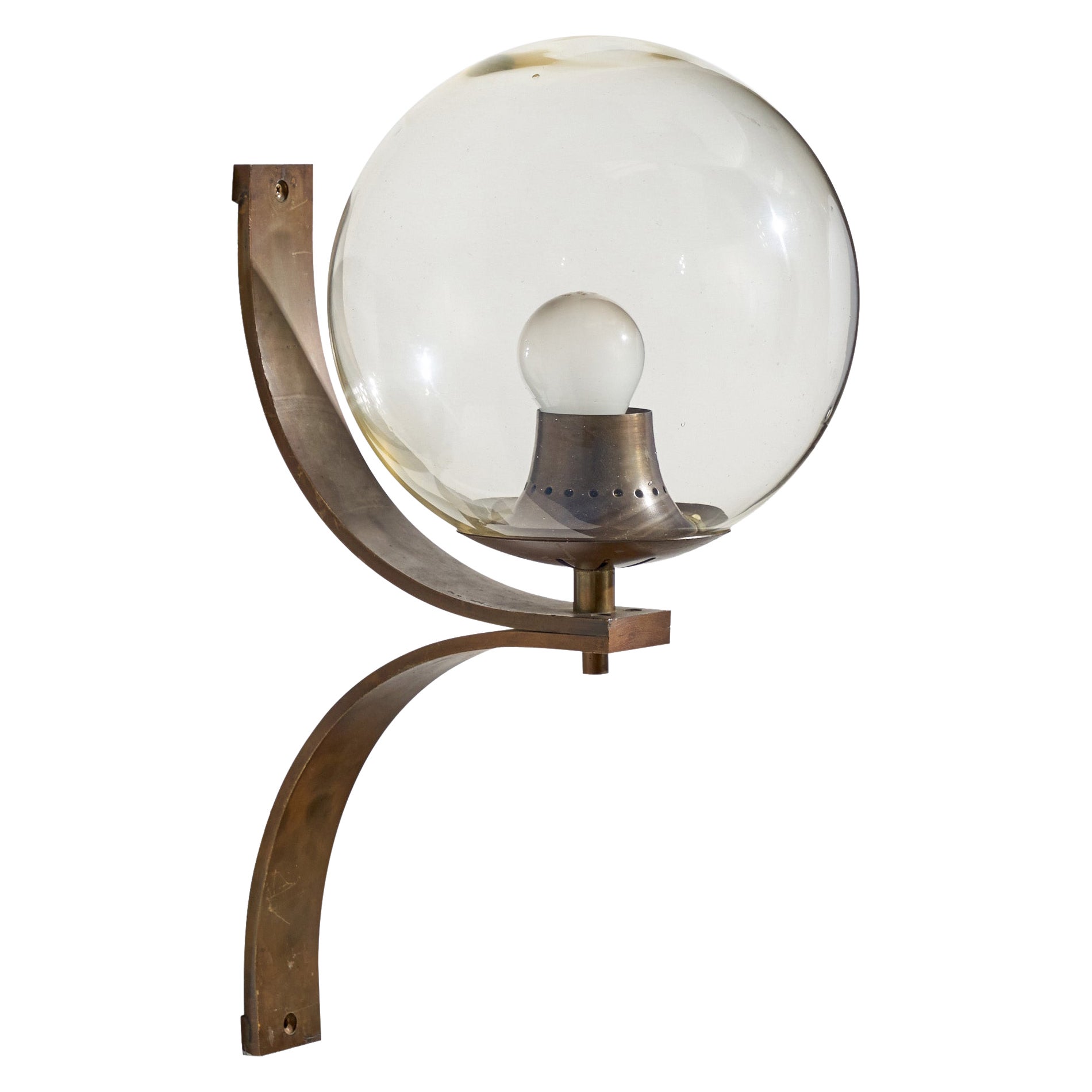 Lampada da parete di design italiano, ottone, vetro, Italia, anni '1950