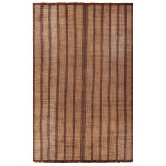 Mat Tuareg marocain surdimensionné, à rayures géométriques, de Rug & Kilim