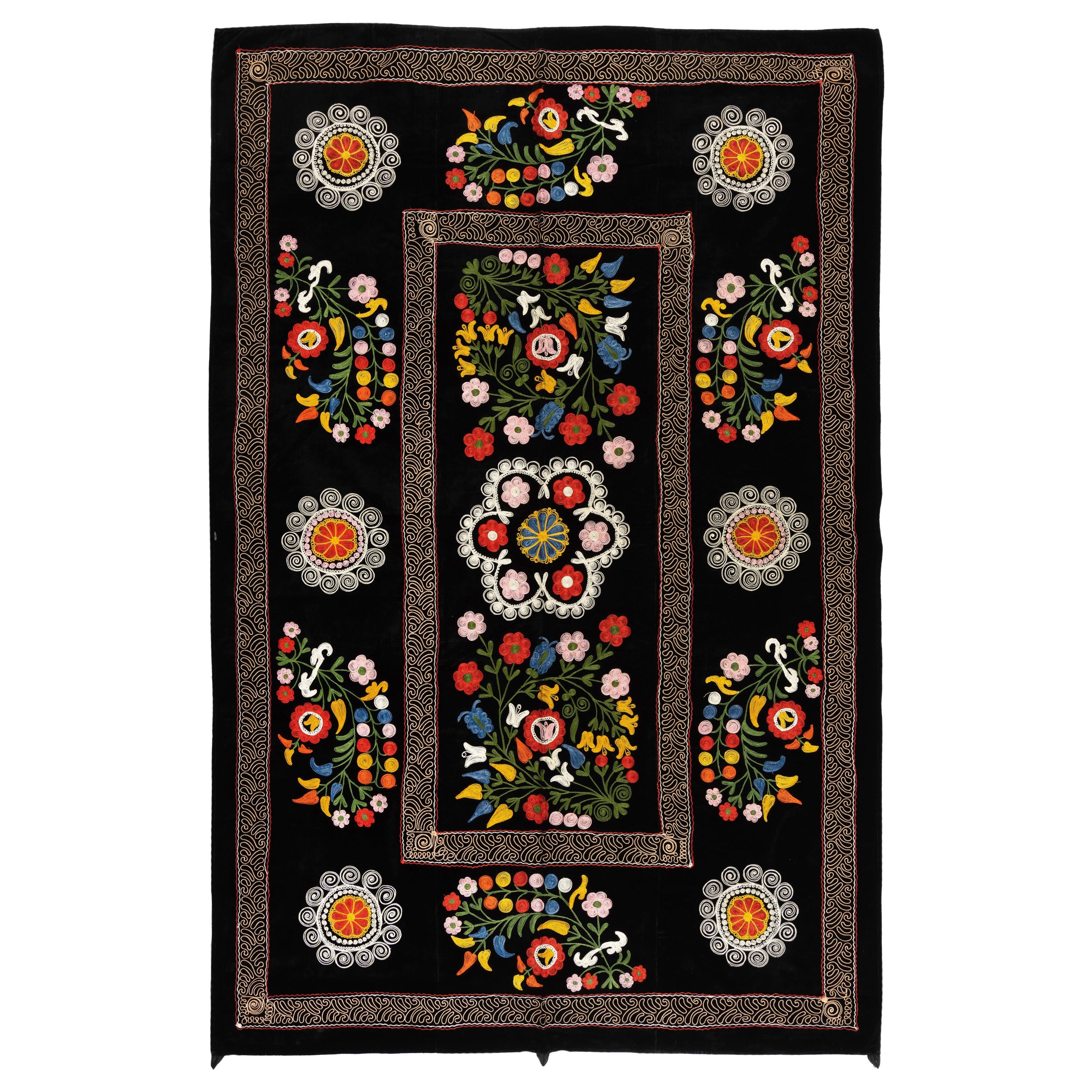 Cubrecama Suzani Bordado de Seda 4,4x6,7 Pies, Colgante Negro, Tapiz Floral