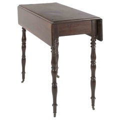 Kleiner Vintage-Tisch, Italien, Mitte des 20. Jahrhunderts