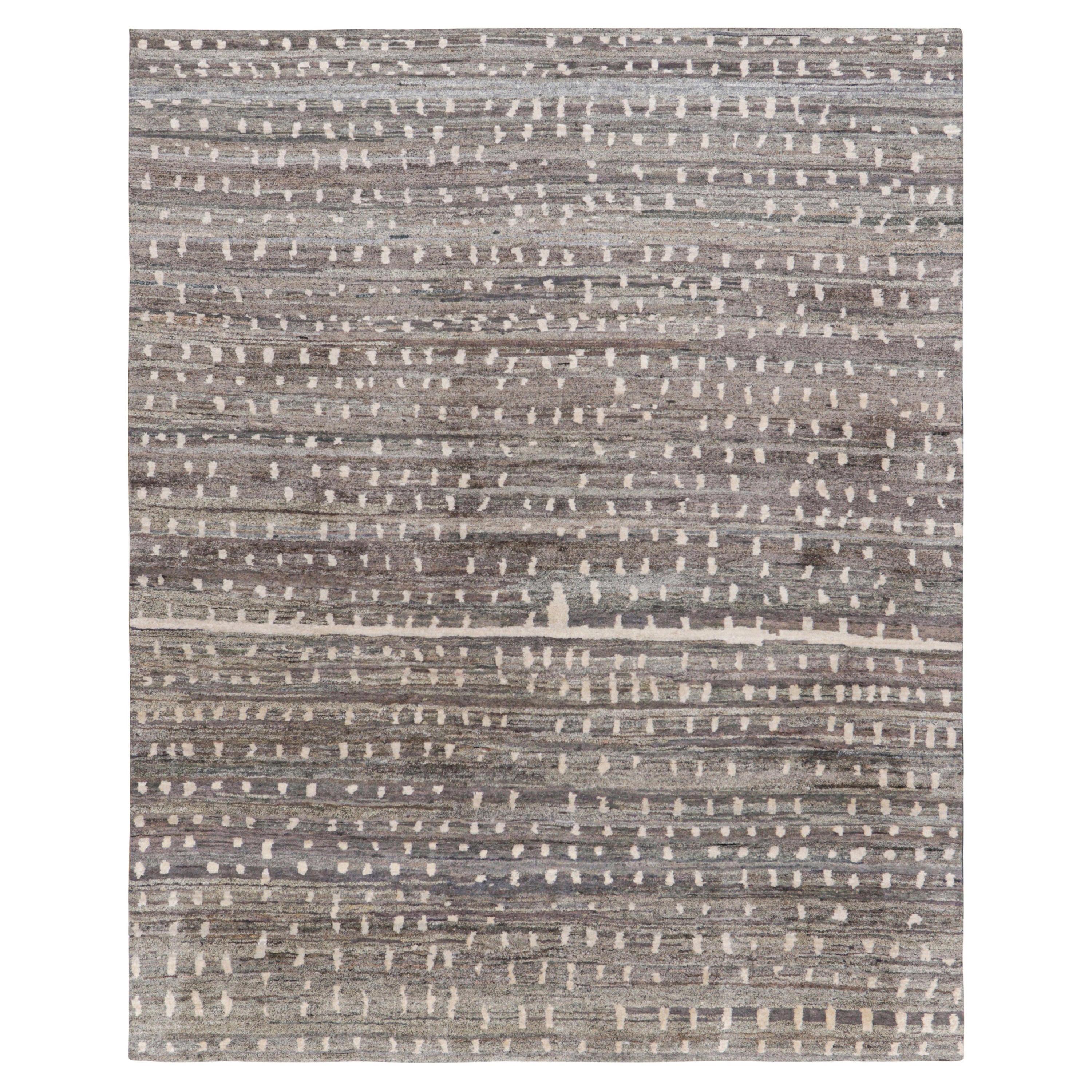 Rug & Kilim’s Moroccan Style rug in Gray with White All-Over Geometric Patterns
