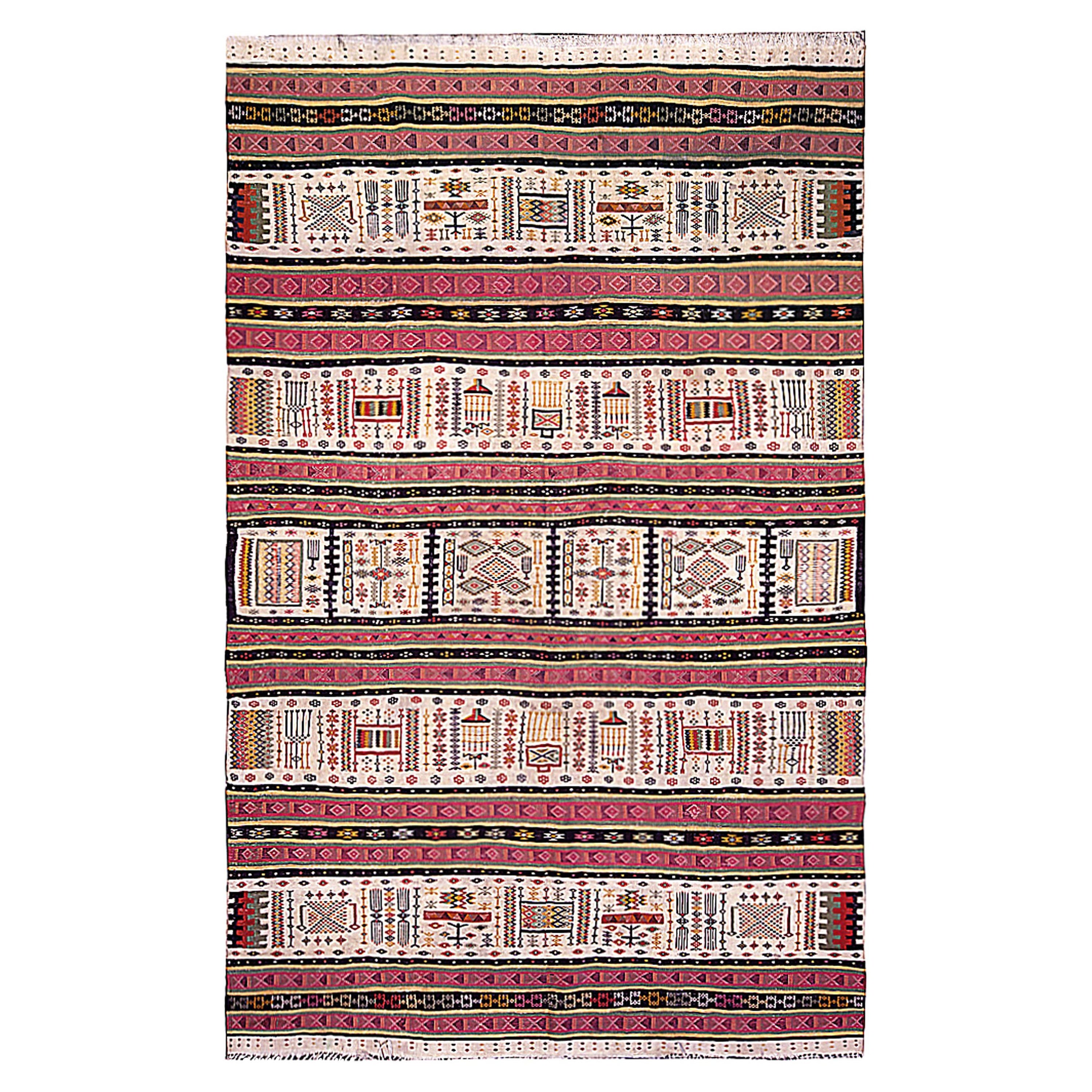Alfombra folclórica turca Kilim de principios del siglo XX