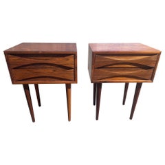 Paire de rares tables de chevet danoises du milieu du siècle Arne Vodder des années 1950