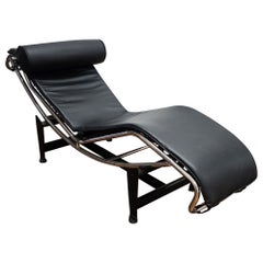 Chaise longue vintage Le Corbusier LC4