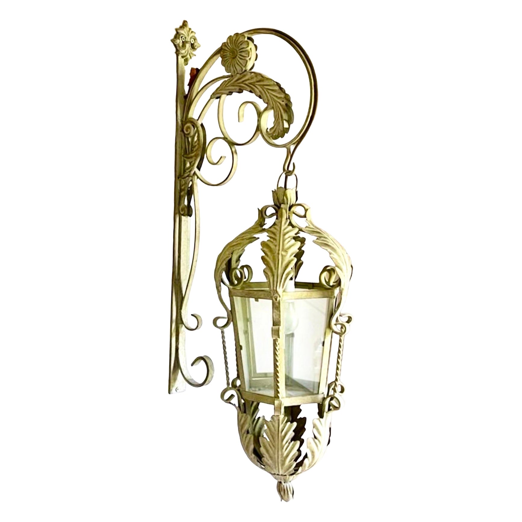 Illuminazione da parete di un castello spagnolo, tutto originale, circa 1950 in vendita