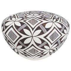 Vintage Acoma Pueblo Black on White Seed Jar, circa 1970