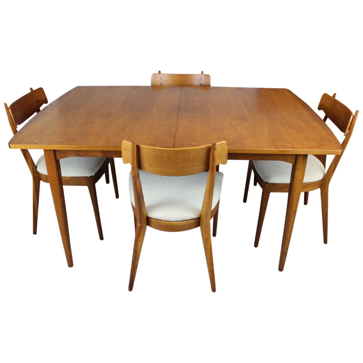 Kipp Stewart Dining Table and Chairs for Drexel at 1stdibs