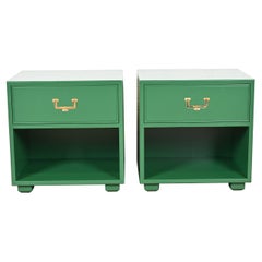 Henredon Mid-Century Hollywood Regency Campaign Green Lacquered Nightstands