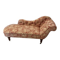 Antique 19th Century Victorian Quality Walnut Turned Leg Chaise Lounge