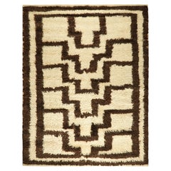 Vintage Tulu Teppich mit cremeweißen und braunen geometrischen Mustern, von Rug & Kilim