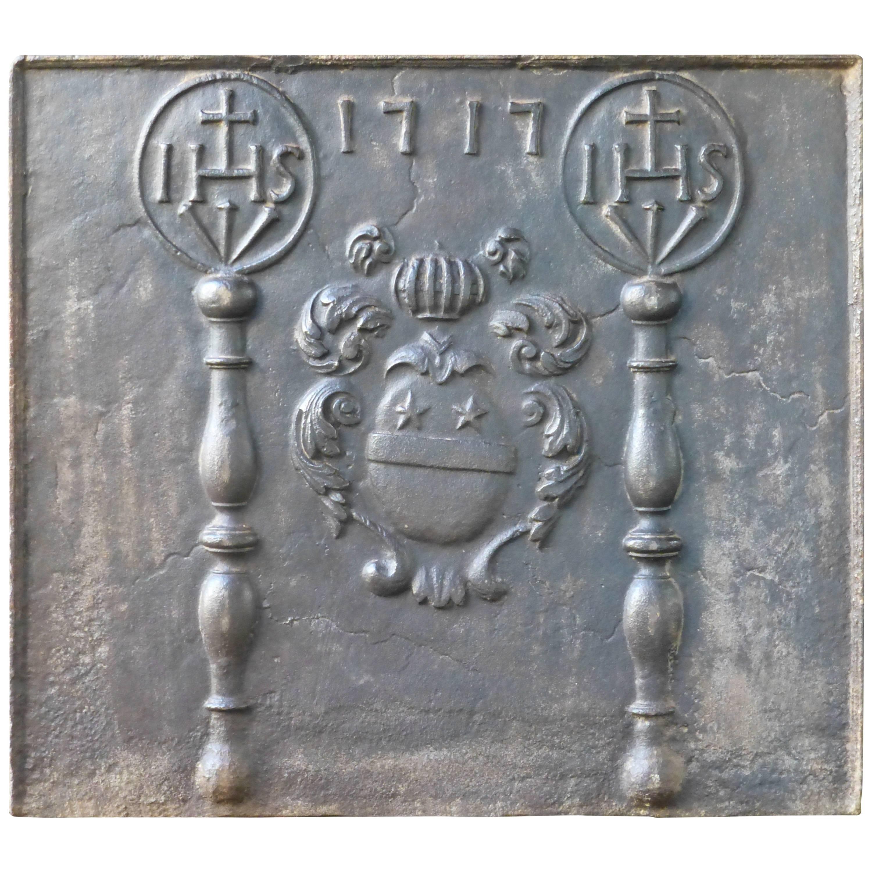 Plaque de cheminée / dosseret aux armes de France du XVIIIe siècle