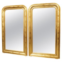 Coppia di specchi da parete in foglia d'oro in stile Louis Philippe, XX secolo