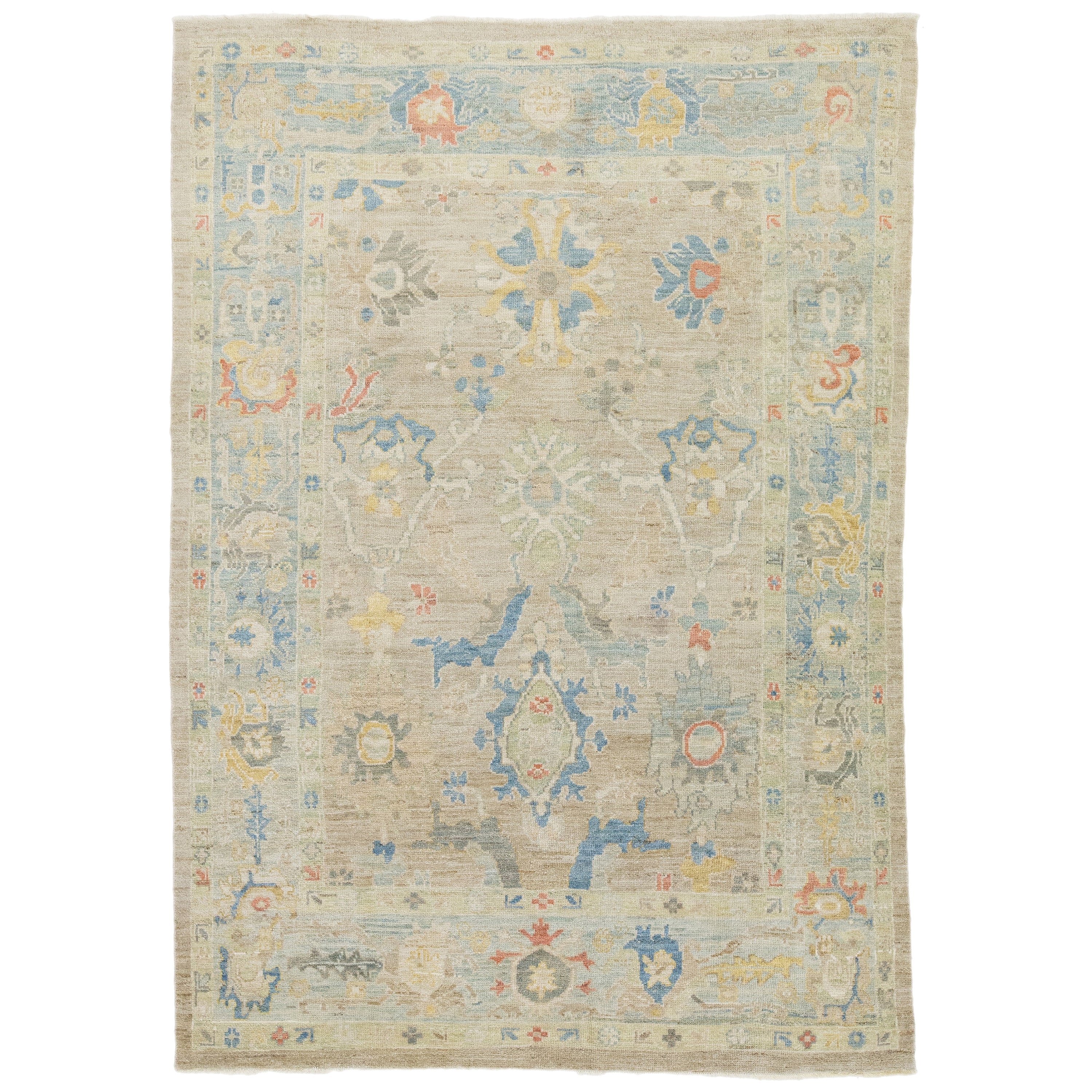 Tappeto in lana Sultanabad Rugs di Apadana dal design moderno e fatto a mano in beige.