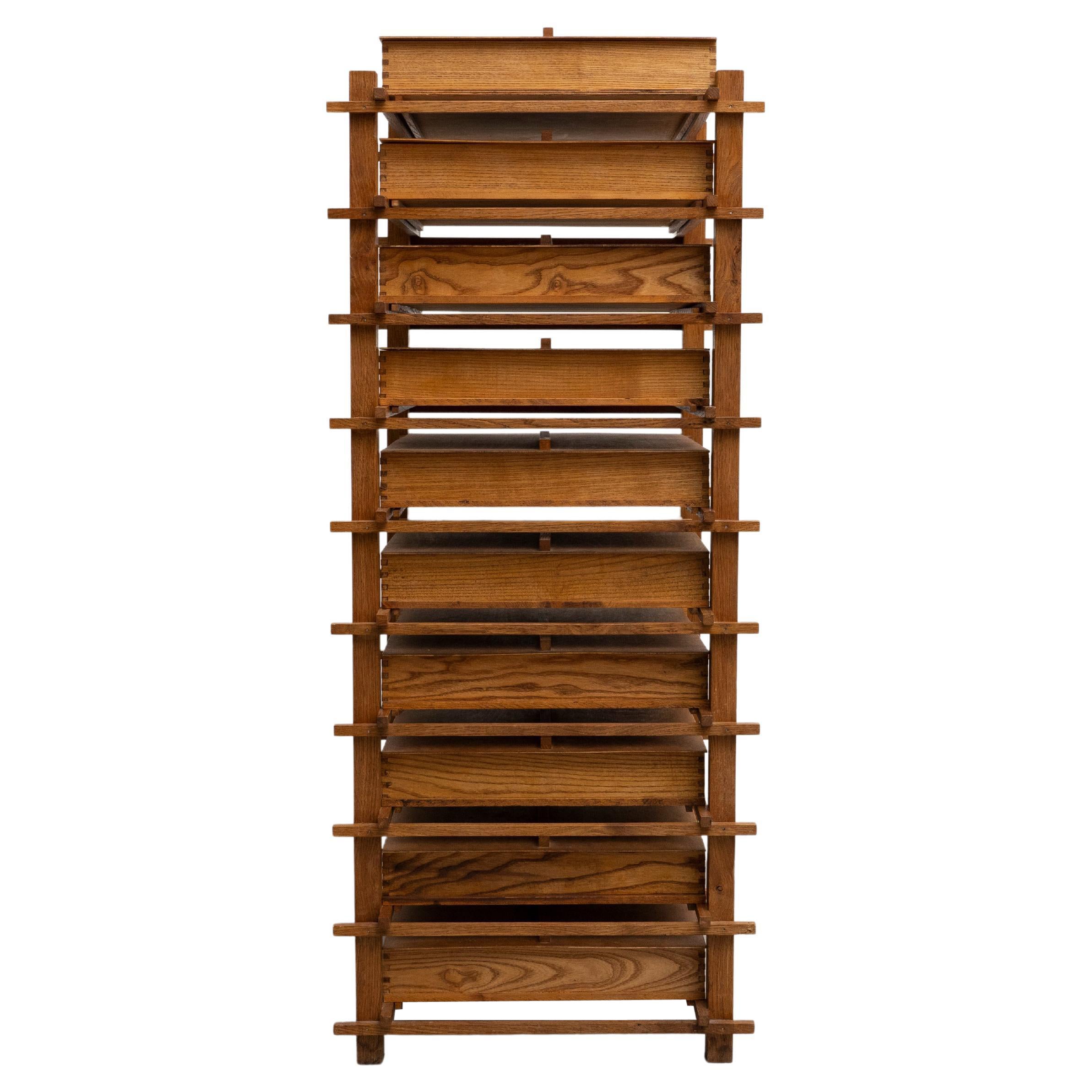Cassettiera in legno moderna di metà secolo di Gerrit Rietveld, circa 1970 in vendita