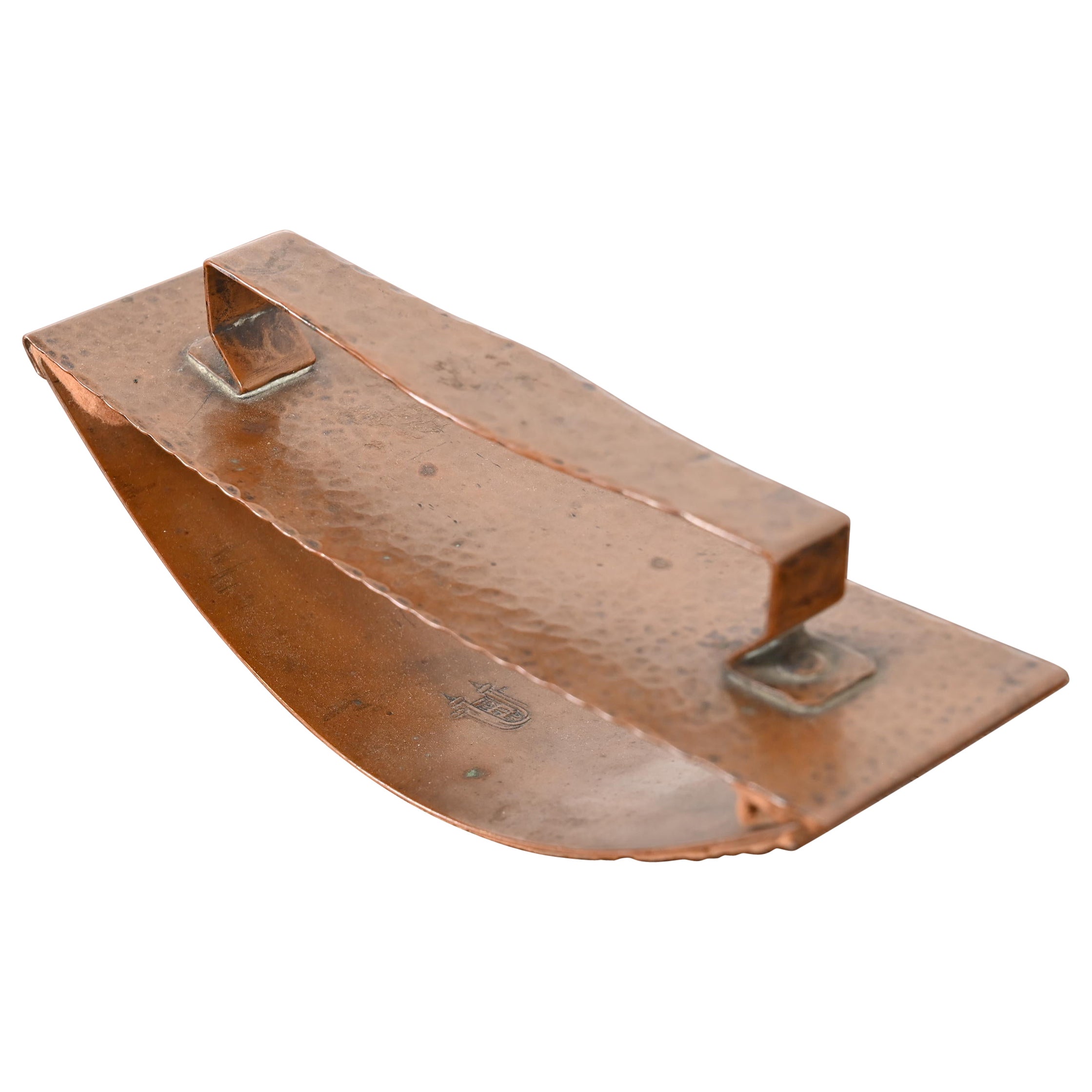 Chemisier à bascule en cuivre martelé signé Gustav Stickley Arts & Crafts en vente