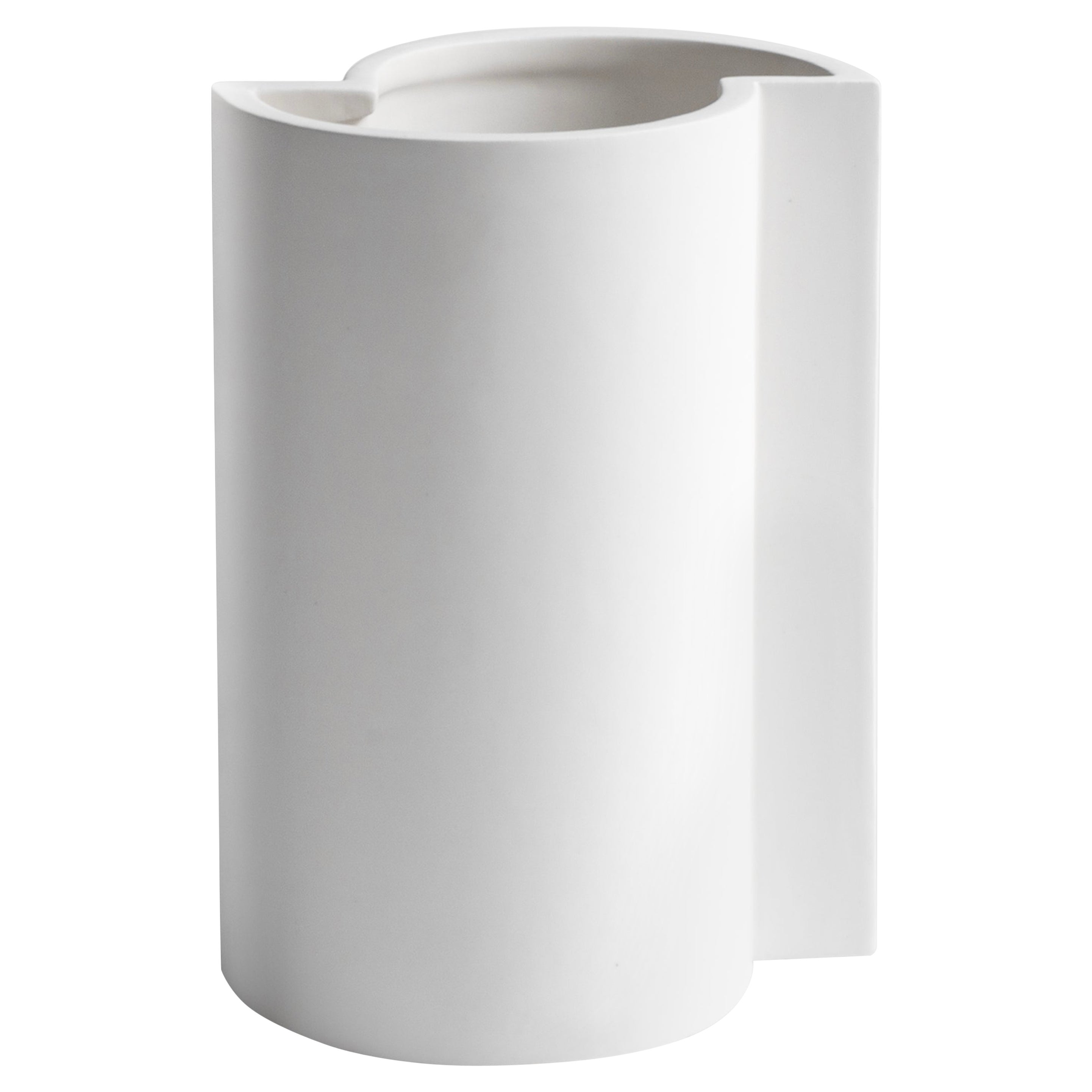 Weiße handgefertigte Keramikvase „Bishop“ in Weiß, Italien, Moderne im Angebot