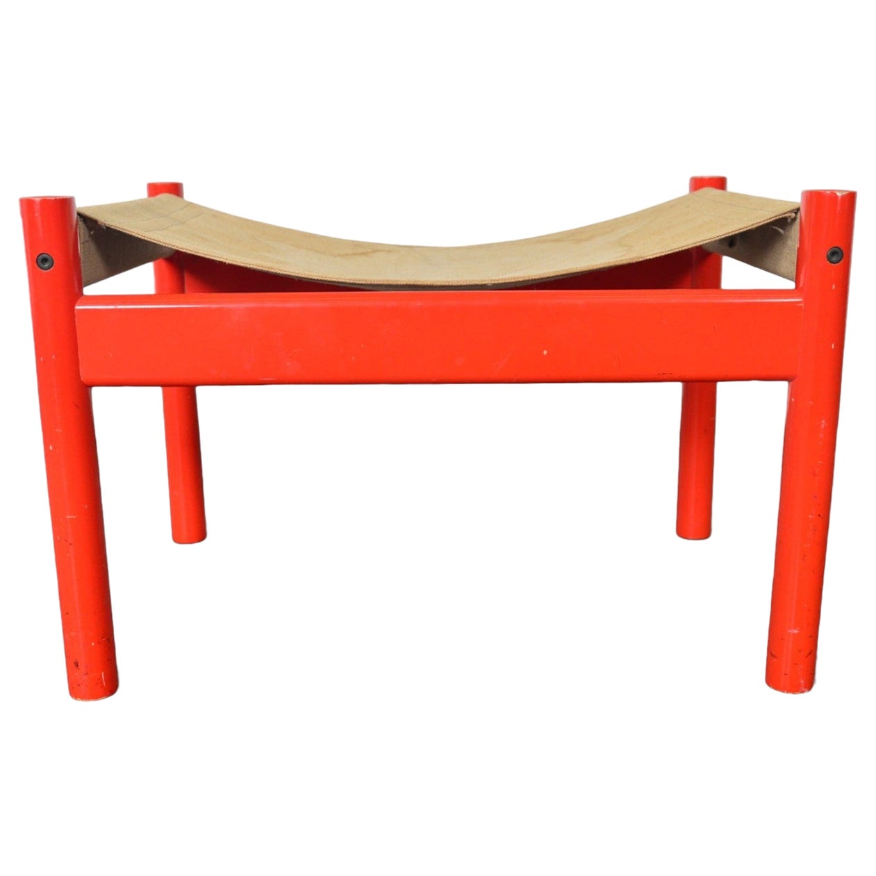 1970 Banc / Ottoman en toile laquée rouge