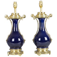 Coppia di lampade da tavolo in porcellana blu reale francese Napoleone III