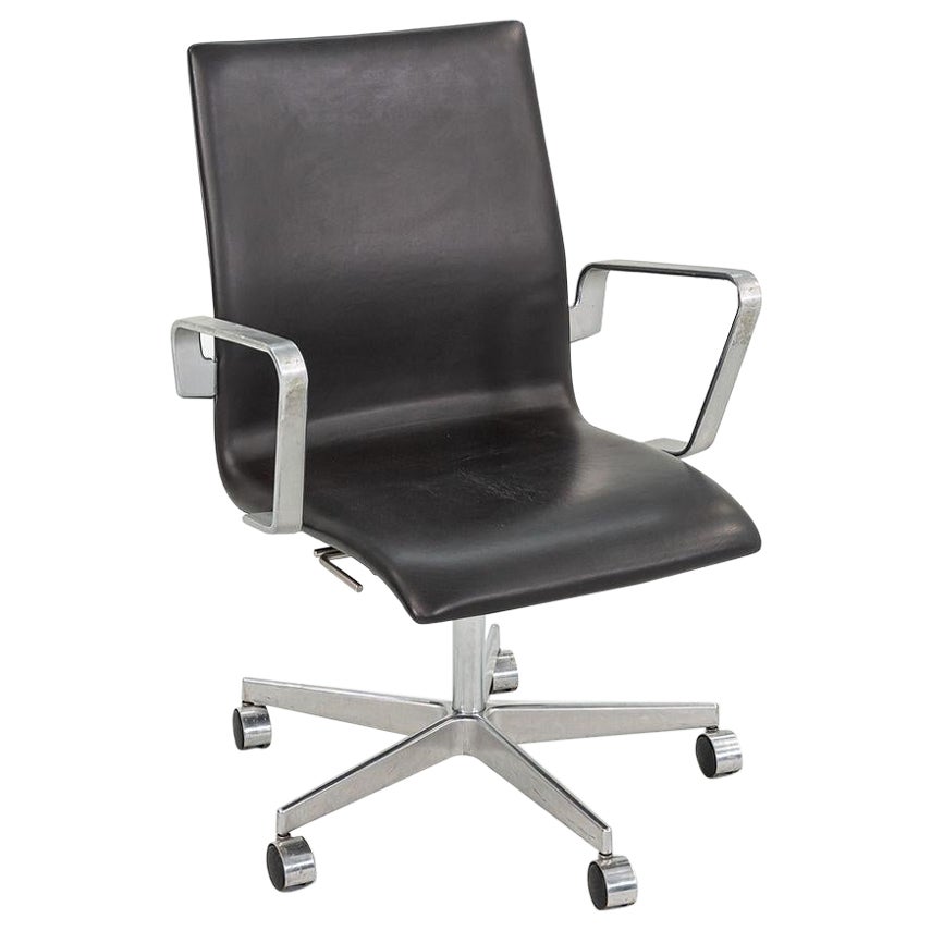 2006 Arne Jacobsen pour Fritz Hansen Chaise de bureau Oxford Management en cuir Brown