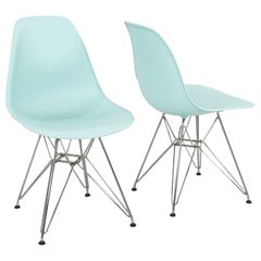 2018 Herman Miller Silla de Plástico Eames con Base Eiffel Azul 1x Disponible
