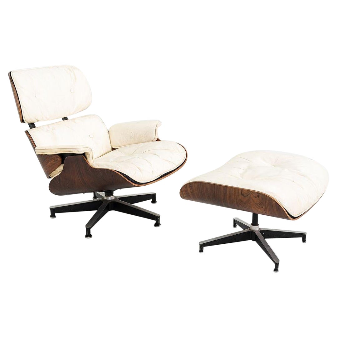 1964 Herman Miller Eames Lounge Chair and Ottoman in palissandro e pelle bianca