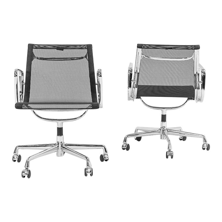 2000s Eames Vitra Black Mesh Aluminum Group Management Desk Chair 2x ...