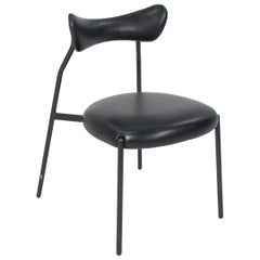 2019 Chaise de salle à manger Dragonfly par District Eight avec cuir noir 3x disponible