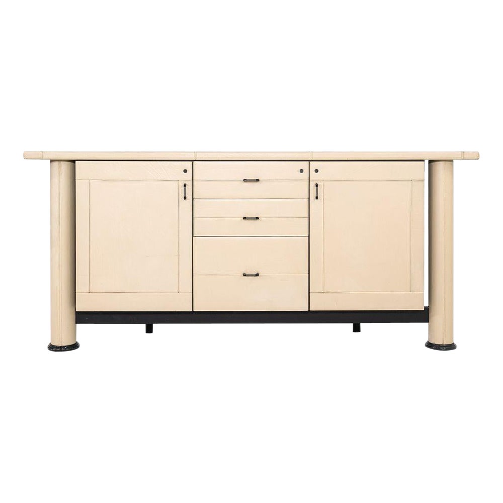 i4 Mariani Cabinets