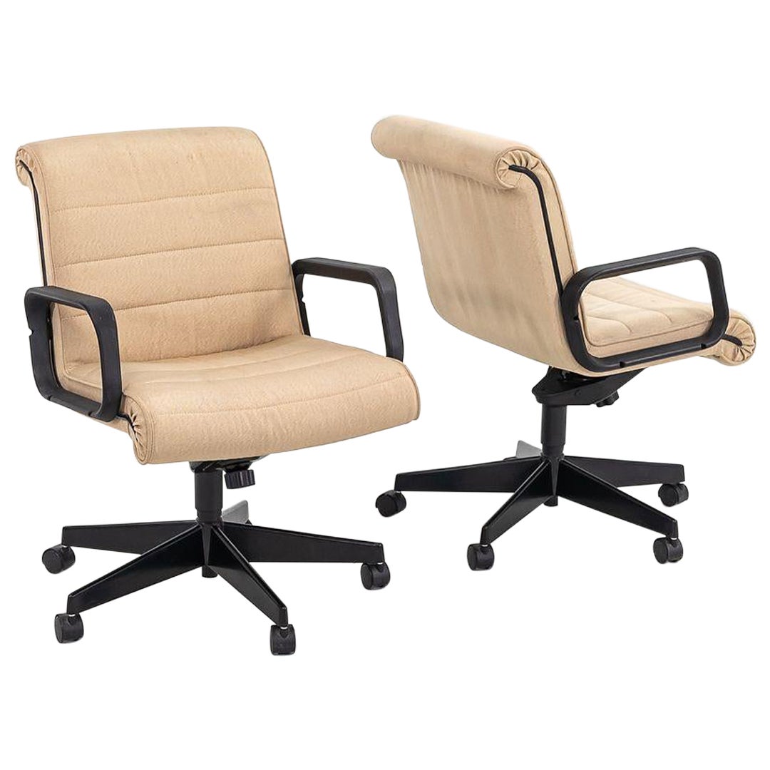 2001 Knoll Sapper Series Management Desk Chair by Richard Sapper in Taupe Canvas