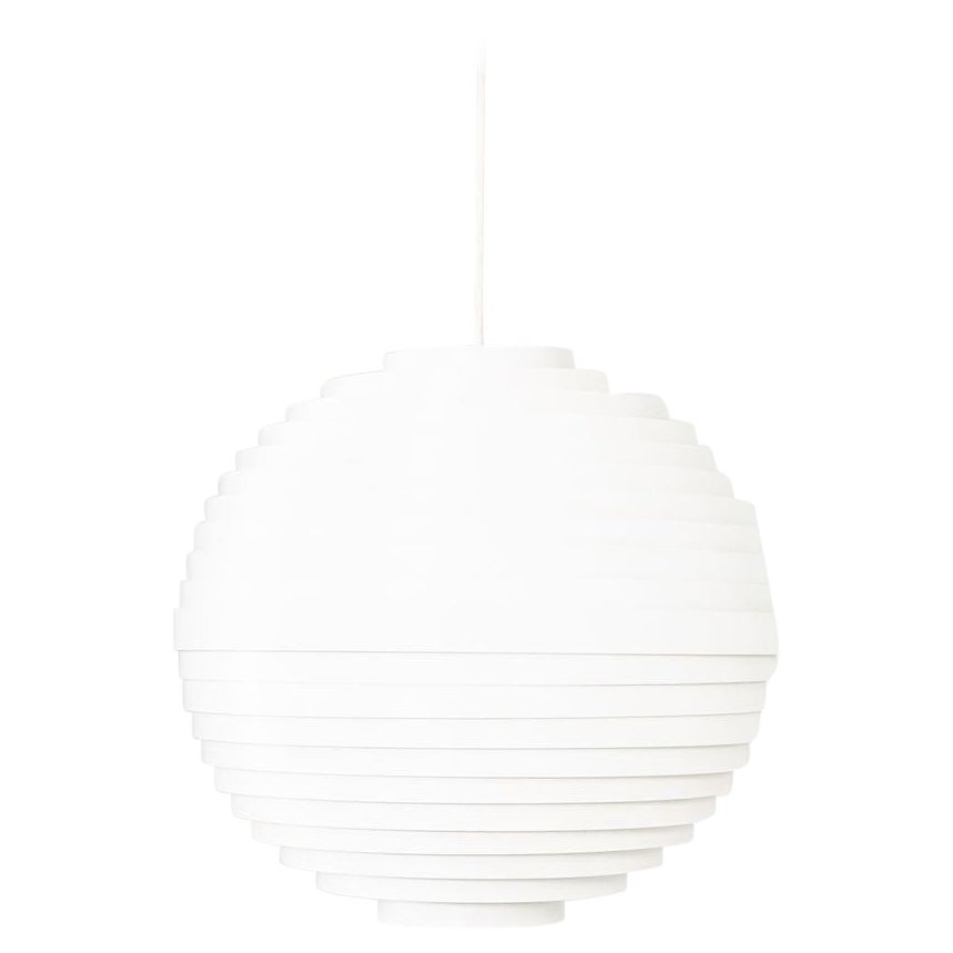 Lampe blanche Dynamic Ball Pendant des années 1960 Wilhelm Vest pour Vest Leuchten d'Autriche