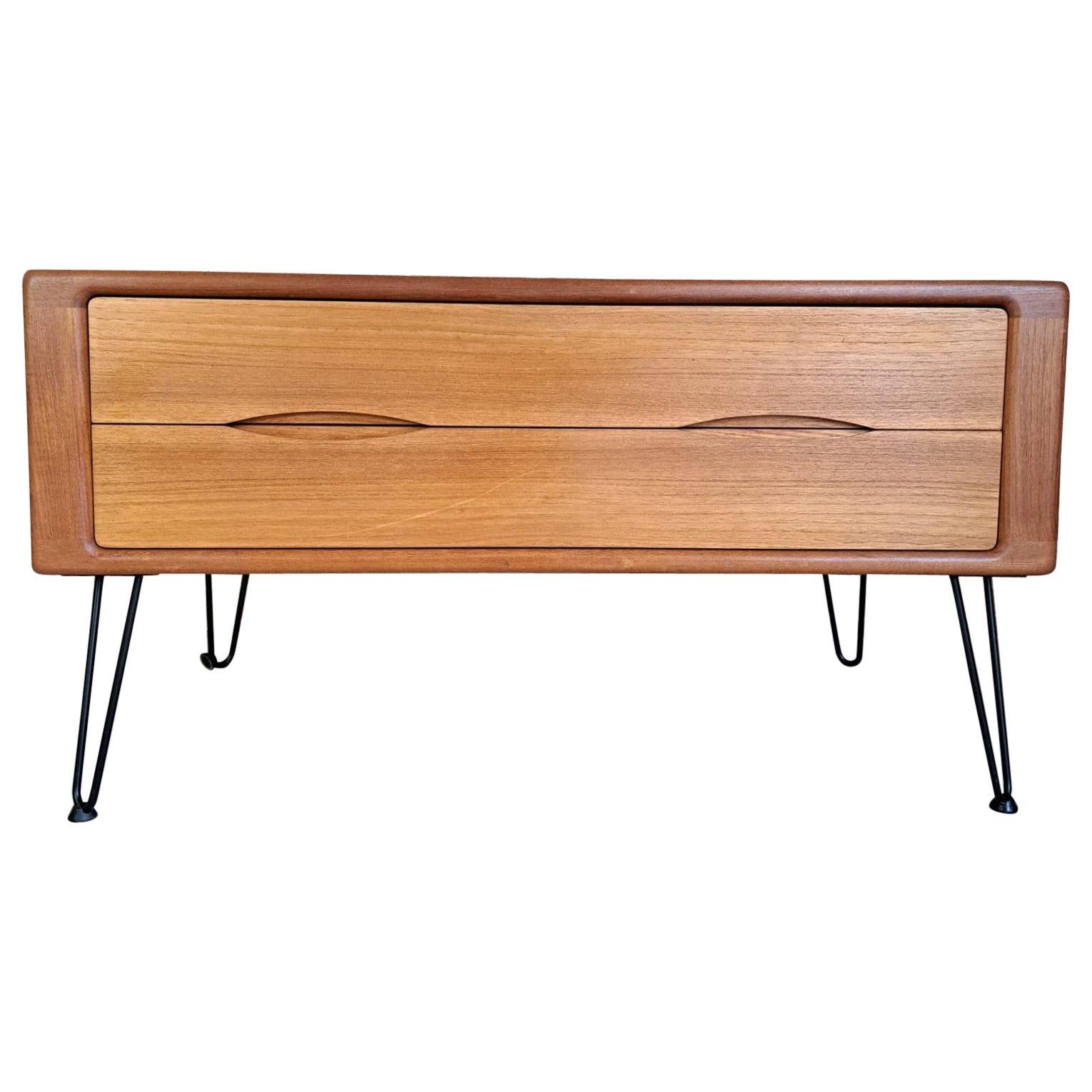 Cassettiera in legno di teak, Danimarca, 1960 in vendita