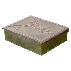 Humidificador o Caja de Cigarrillos Heintz Arts & Crafts de Plata de Ley sobre Bronce