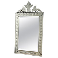 Precioso espejo de pared monumental de cristal veneciano de Murano, Italia Años 50