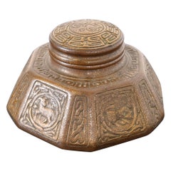 Tiffany Studios New York Zodiac Bronze Großes Tintenfass