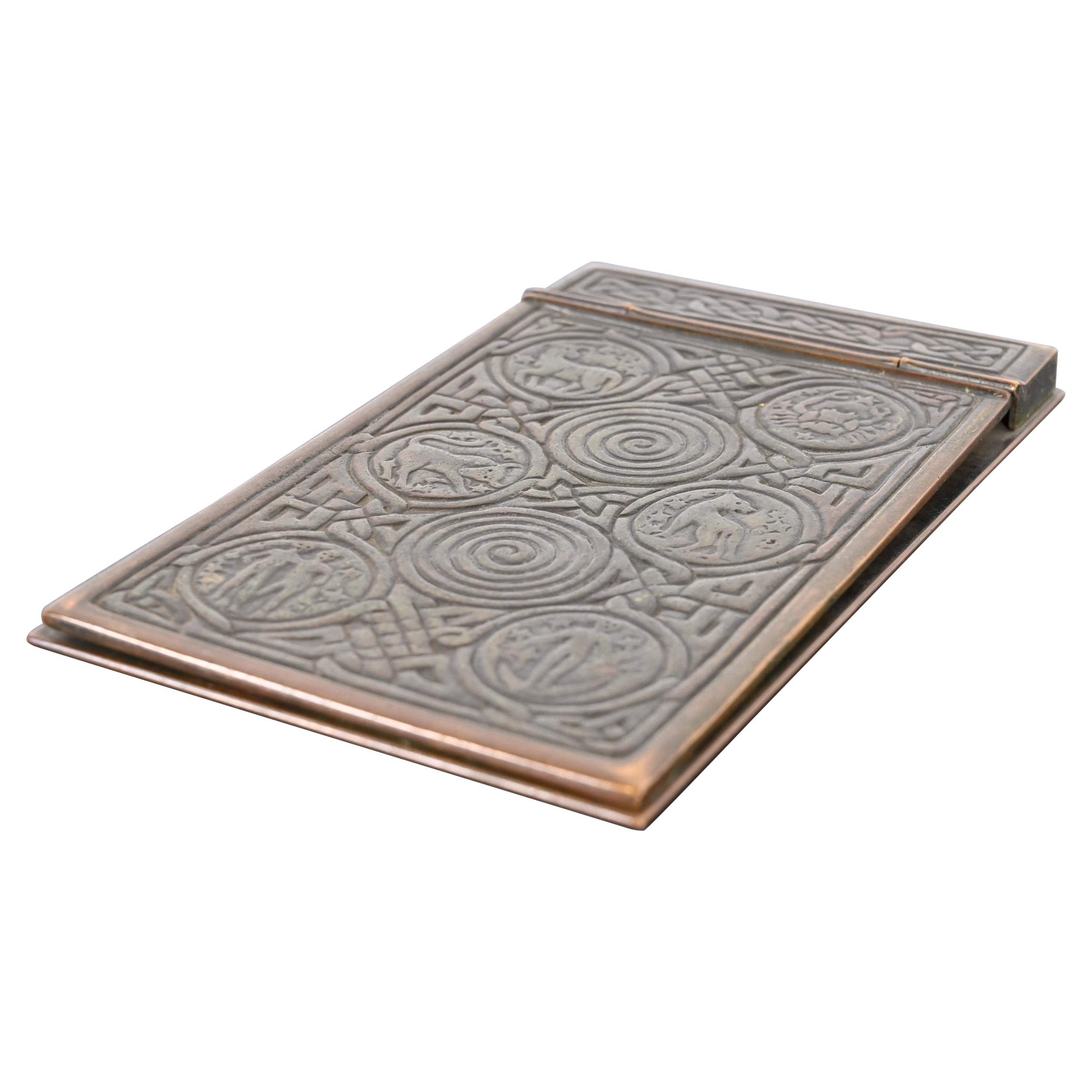 Tiffany Studios New York Porte-notes Zodiac en bronze
