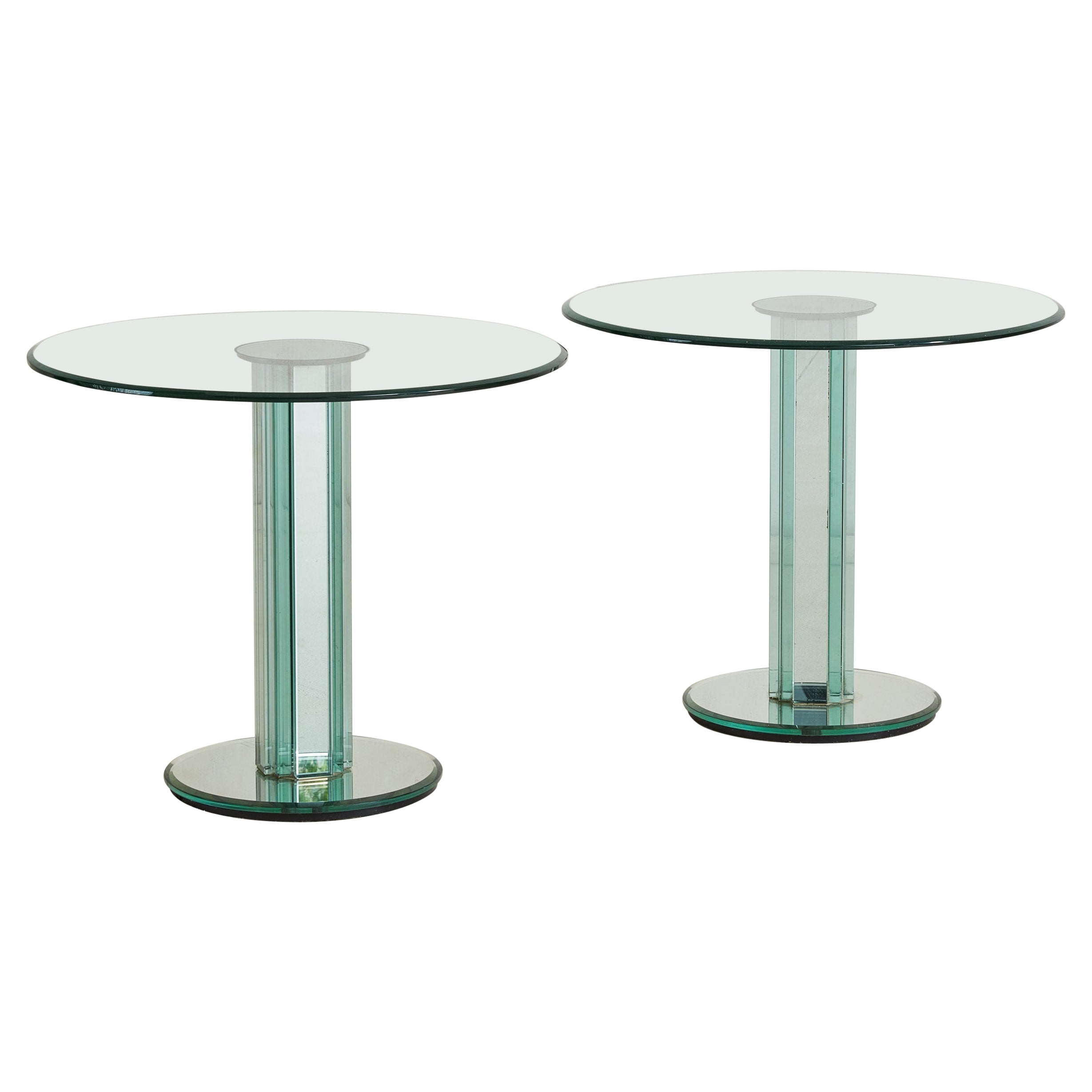 Pareja de mesas auxiliares con tapa de cristal y espejo Atribuidas a Luigi Massoni para Gallotti en venta