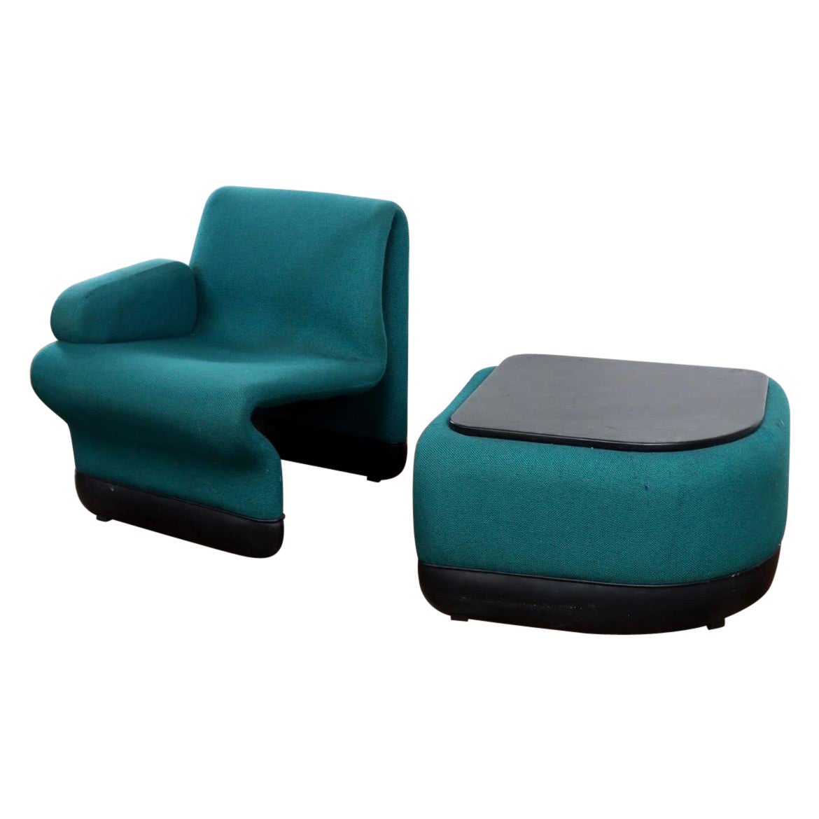 Pop Modernist Fiberglass and Chrome Pop Modernist Fiberglass and Chrome