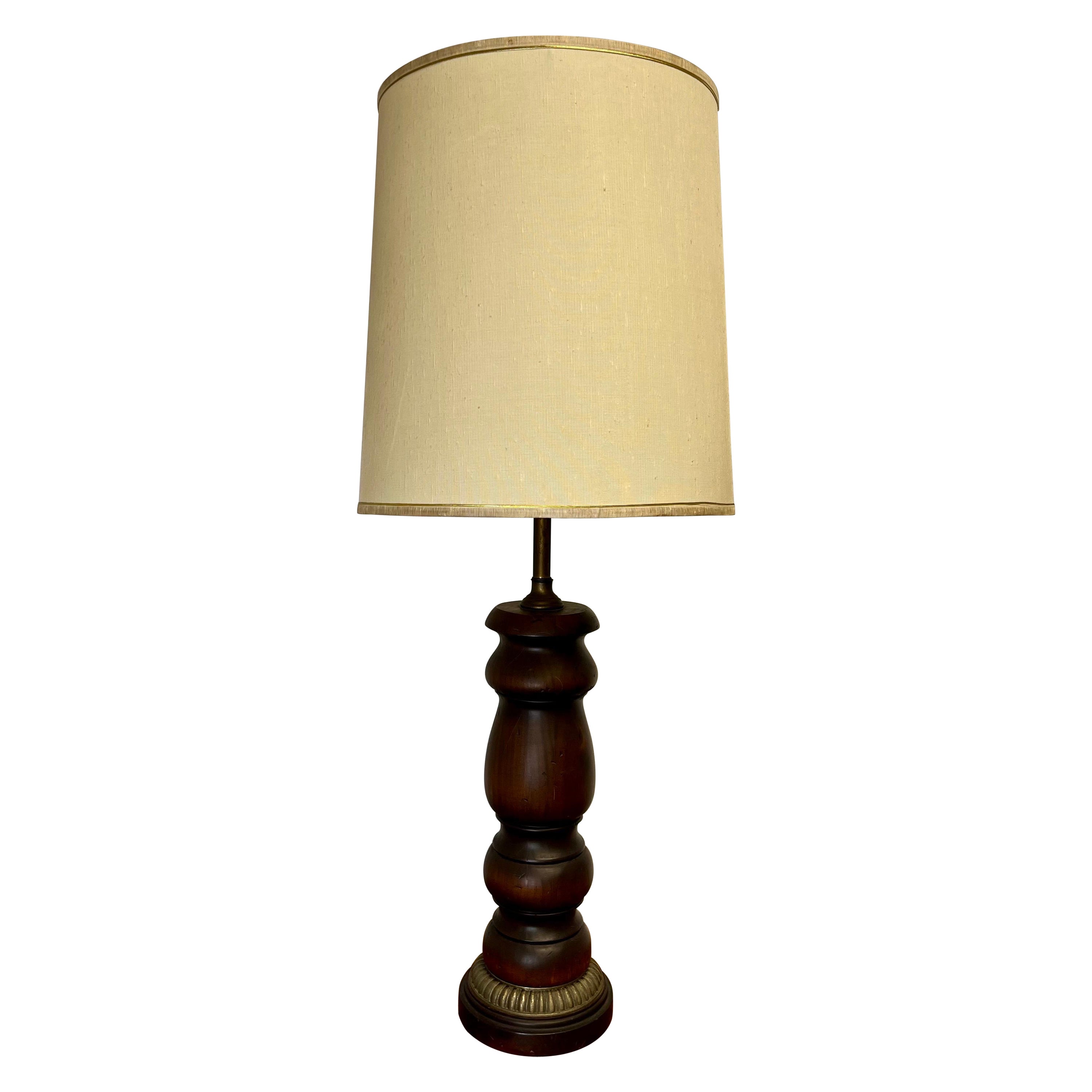 Mid Century Gedrehte Wood Wood Lampe
