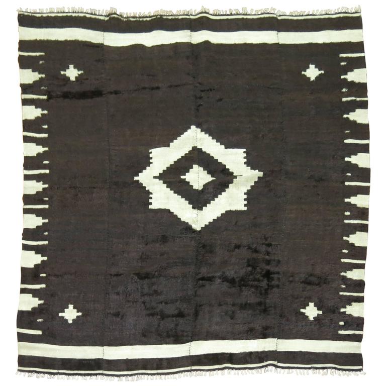 Vintage Mohair Navajo Style Rug For Sale at 1stdibs