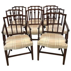 Belle série de 8 chaises de salle à manger anciennes en acajou de style George III