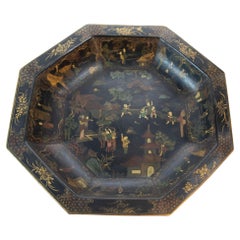 Large Ceramic Chinese Platter in Black Gilt Hand Painted Octagonal Shape 1940s