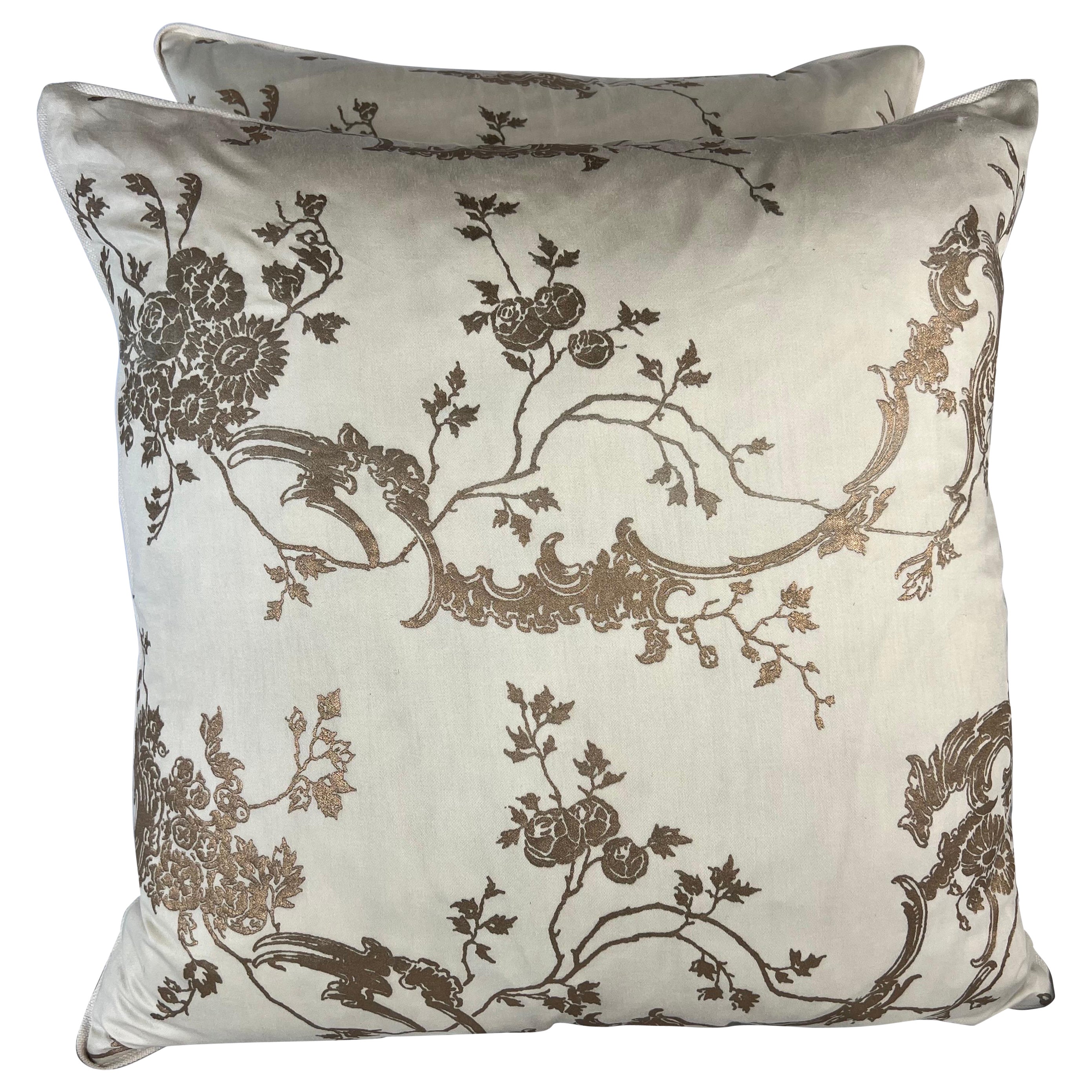 Paire de coussins Fortuny à motif Venezianina or et crème