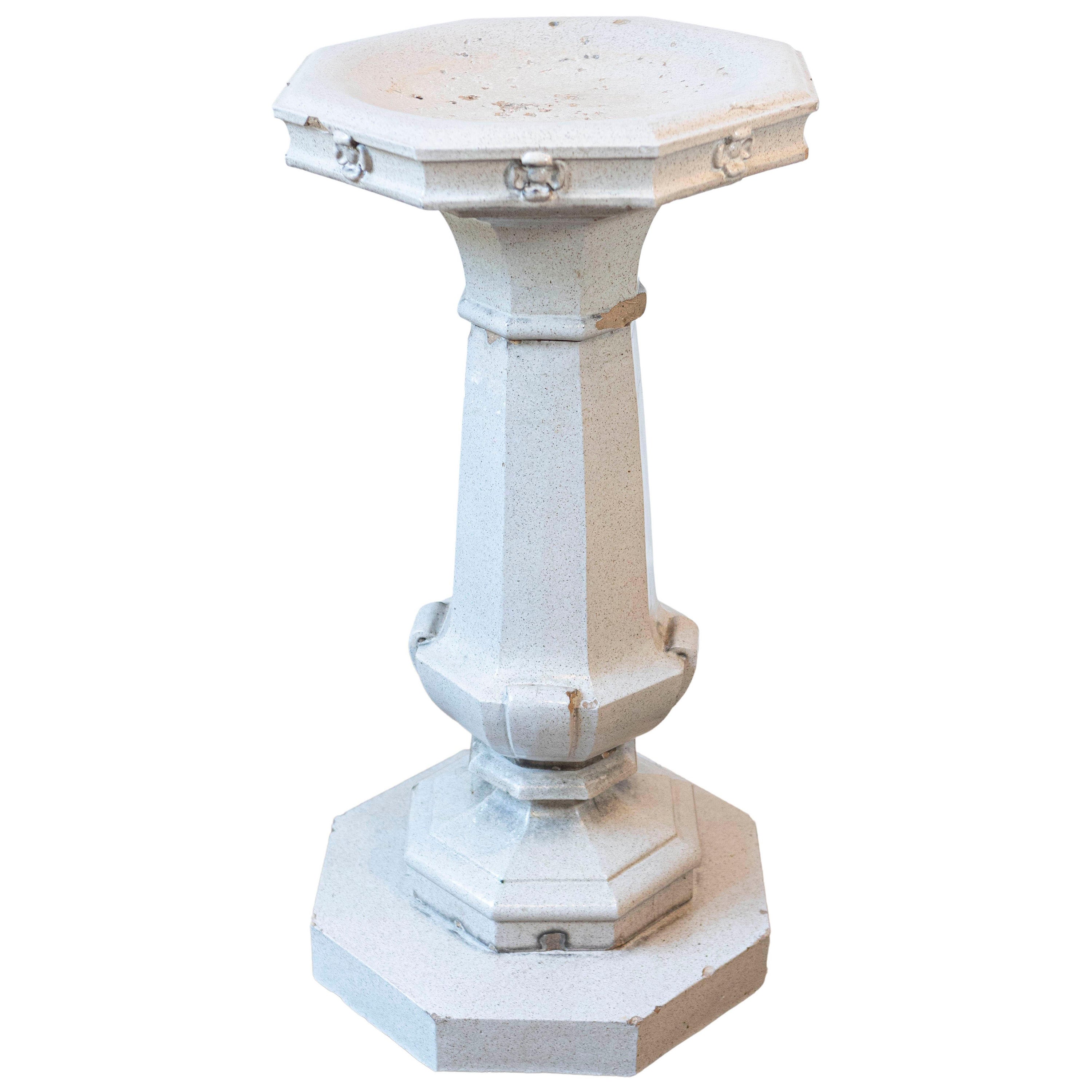 Bath anglaise du début du siècle en poterie émaillée avec fleurs sculptées, années 1900 en vente