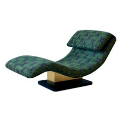 Postmodern Wave Chaise by Carson’s