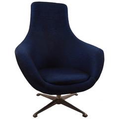 Overman Swivel Egg Chair